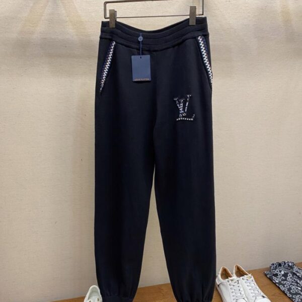 designer,replica,clothing,fake,1:1,lv,luxury,high quality LV logo embroidered elastic waist trousers (Island Sei) 7-needle knit wool jacquard imported embroidery custom 1 1 trademark (ZOVQY)
