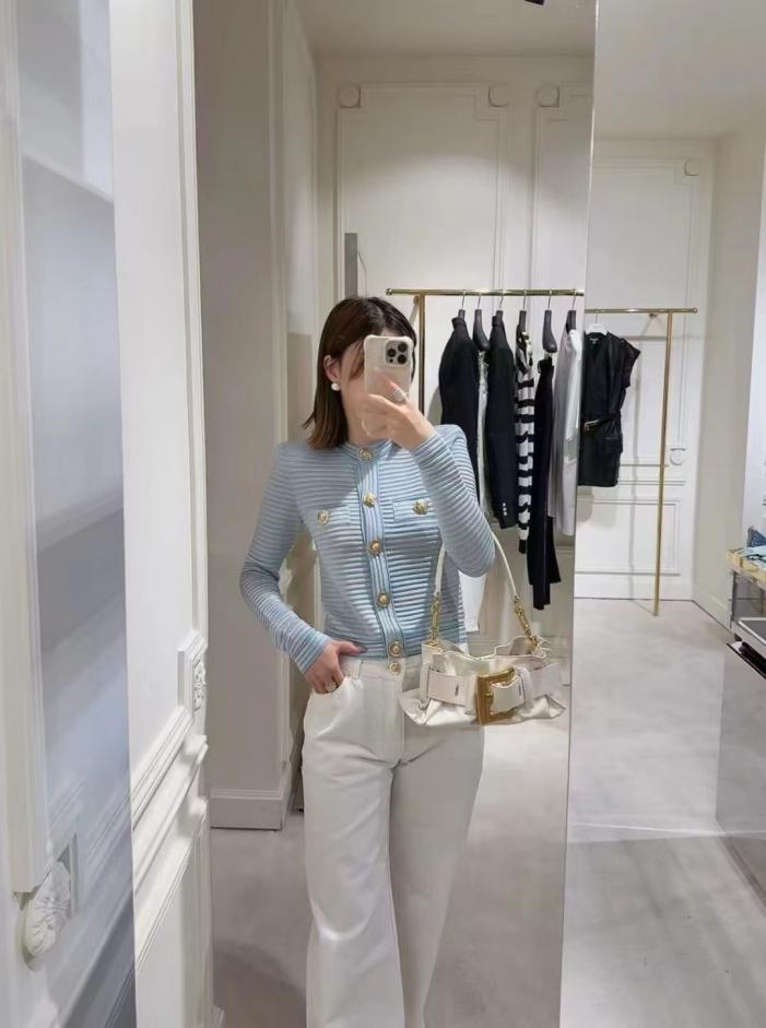 designer,replica,clothing,fake,1:1,lv,luxury,high quality Balmain new knitted cardigan blue (CGY43) designer,replica,clothing,fake,1:1,lv,luxury,high quality Balmain new knitted cardigan blue (CGY43)