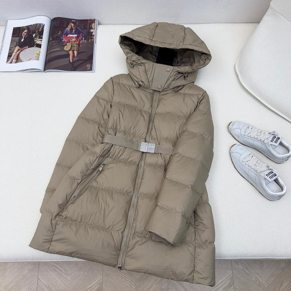 designer,replica,clothing,fake,1:1,lv,luxury,high quality Original quality Burberry autumn and winter new classic waist belt mid-length hooded down jacket (93THJ) designer,replica,clothing,fake,1:1,lv,luxury,high quality Original quality Burberry autumn and winter new classic waist belt mid-length hooded down jacket (93THJ)