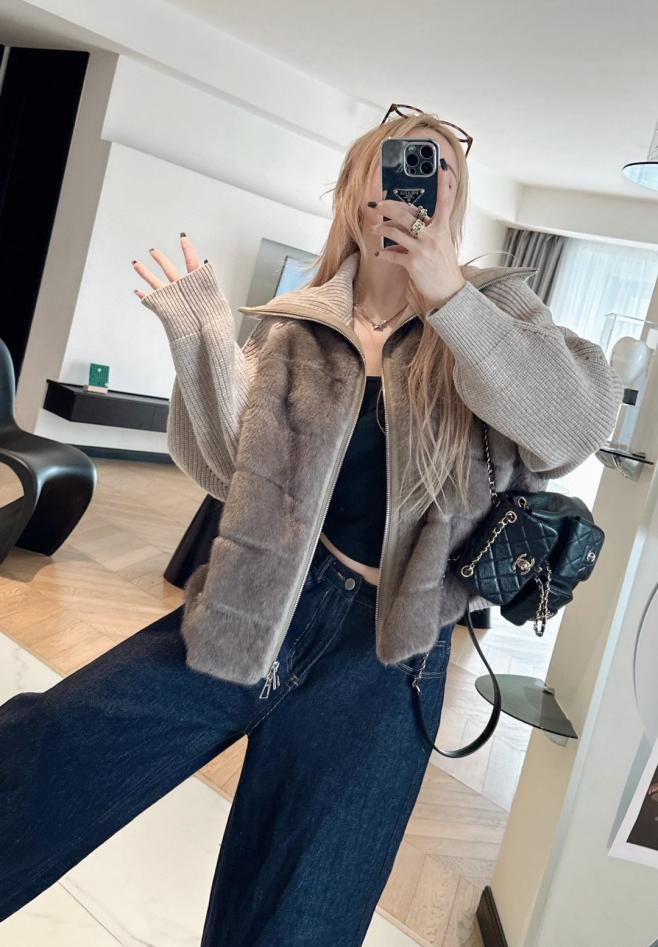 designer,replica,clothing,fake,1:1,lv,luxury,high quality LP autumn and winter latest large lapel knitted patchwork down jacket (7LQYU) designer,replica,clothing,fake,1:1,lv,luxury,high quality LP autumn and winter latest large lapel knitted patchwork down jacket (7LQYU)