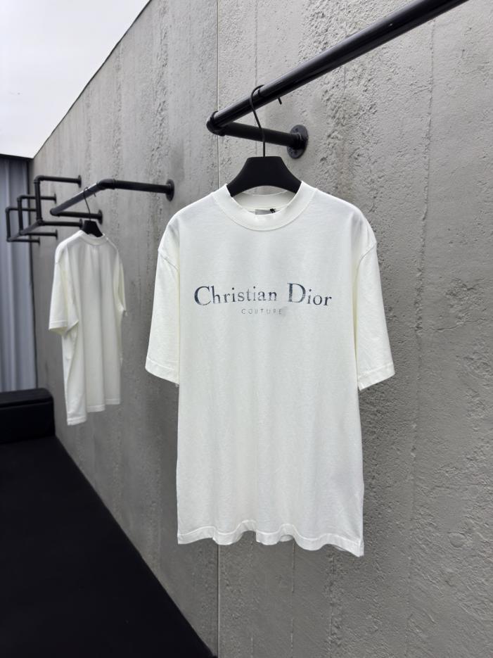 designer,replica,clothing,fake,1:1,lv,luxury,high quality DIOR Letter Print Washed and Ripped Short Sleeves (4ARDG) designer,replica,clothing,fake,1:1,lv,luxury,high quality DIOR Letter Print Washed and Ripped Short Sleeves (4ARDG)