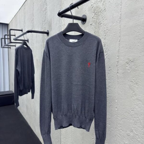 designer,replica,clothing,fake,1:1,lv,luxury,high quality Ami Paris Heart Embroidered Knit Cardigan (3MX7D)