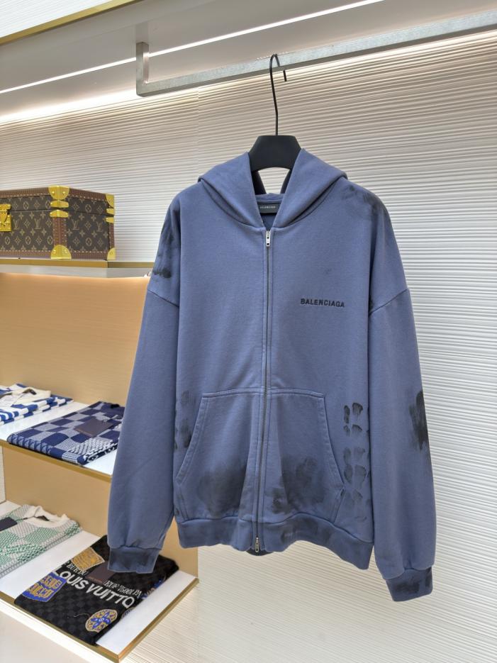 designer,replica,clothing,fake,1:1,lv,luxury,high quality Balenciaga distressed embroidered zipper hooded sweatshirt (1C3E5) designer,replica,clothing,fake,1:1,lv,luxury,high quality Balenciaga distressed embroidered zipper hooded sweatshirt (1C3E5)