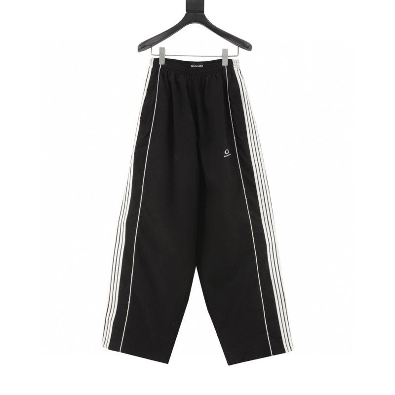designer,replica,clothing,fake,1:1,lv,luxury,high quality Balenciaga Five Stripes Half Ring Embroidery Sports Pants (D669) designer,replica,clothing,fake,1:1,lv,luxury,high quality Balenciaga Five Stripes Half Ring Embroidery Sports Pants (D669)