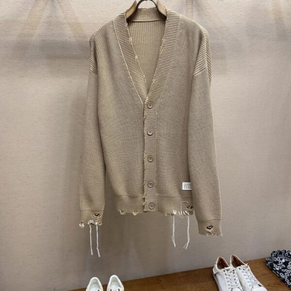 designer,replica,clothing,fake,1:1,lv,luxury,high quality Maison Margiela MM6 Autumn/Winter New Logo Raw Edge Cardigan Sweater