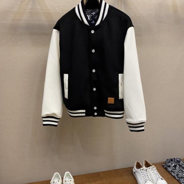 designer,replica,clothing,fake,1:1,lv,luxury,high quality LV Nigo series leather-banded baseball jacket with pearl buttons and leather trim on the front pockets