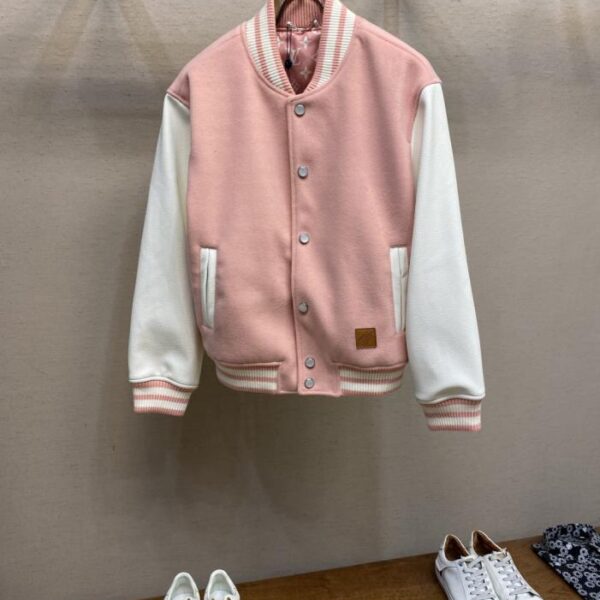 designer,replica,clothing,fake,1:1,lv,luxury,high quality LV Nigo series leather-banded baseball jacket with pearl buttons and leather trim on the front pockets