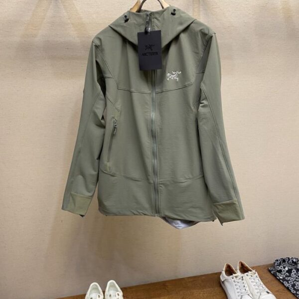 designer,replica,clothing,fake,1:1,lv,luxury,high quality Arctery top of the line. Popular soft shell spring, summer and autumn new bird gamma hoody soft shell hooded jacket jacket