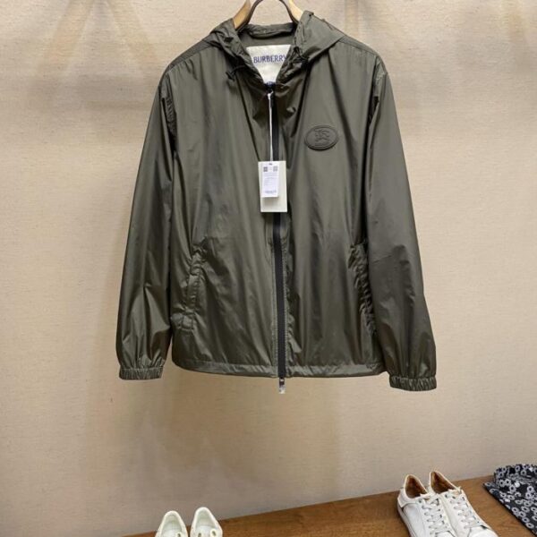 designer,replica,clothing,fake,1:1,lv,luxury,high quality Burberry FW Early Autumn Series Nylon Hooded Windbreaker Jacket
