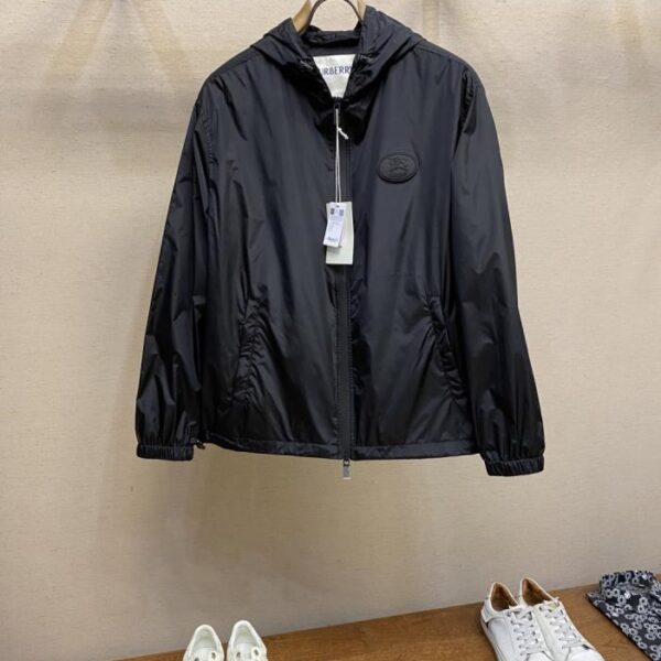 designer,replica,clothing,fake,1:1,lv,luxury,high quality Burberry FW Early Autumn Series Nylon Hooded Windbreaker Jacket