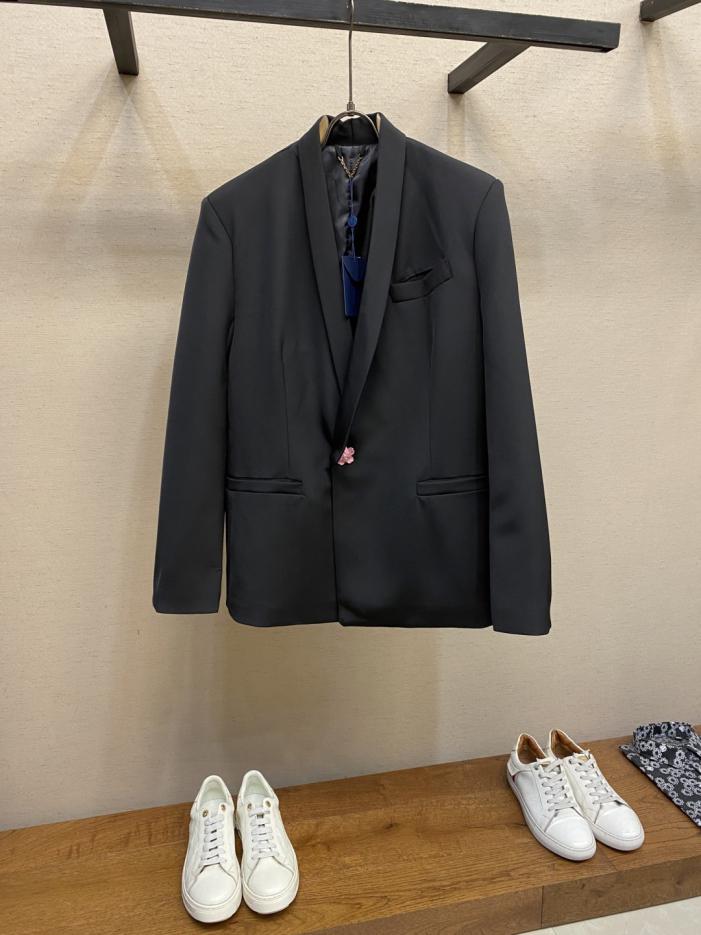 designer,replica,clothing,fake,1:1,lv,luxury,high quality LVss pink flower button suit jacket designer,replica,clothing,fake,1:1,lv,luxury,high quality LVss pink flower button suit jacket