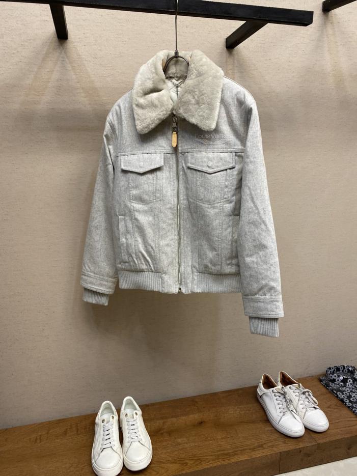 designer,replica,clothing,fake,1:1,lv,luxury,high quality LV new Ski series wool lapel zipper jacket designer,replica,clothing,fake,1:1,lv,luxury,high quality LV new Ski series wool lapel zipper jacket