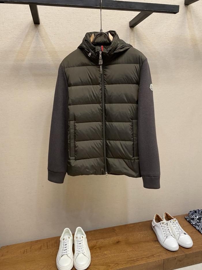 designer,replica,clothing,fake,1:1,lv,luxury,high quality Moncler front and back knitted hooded down jacket designer,replica,clothing,fake,1:1,lv,luxury,high quality Moncler front and back knitted hooded down jacket