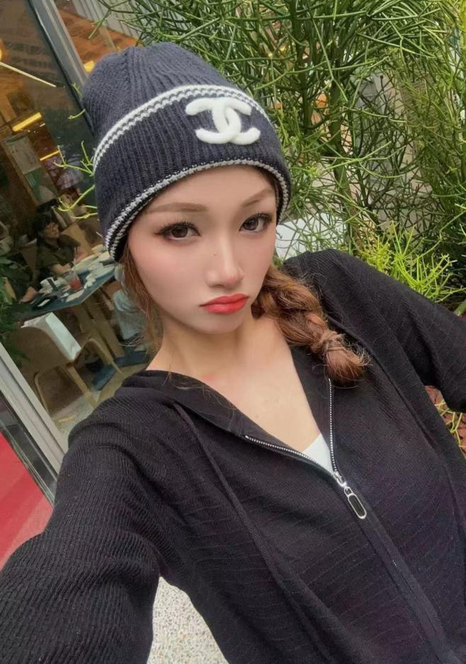 designer,replica,clothing,fake,1:1,lv,luxury,high quality Chanel official website quality autumn and winter knitted hat (IWZ9N) designer,replica,clothing,fake,1:1,lv,luxury,high quality Chanel official website quality autumn and winter knitted hat (IWZ9N)