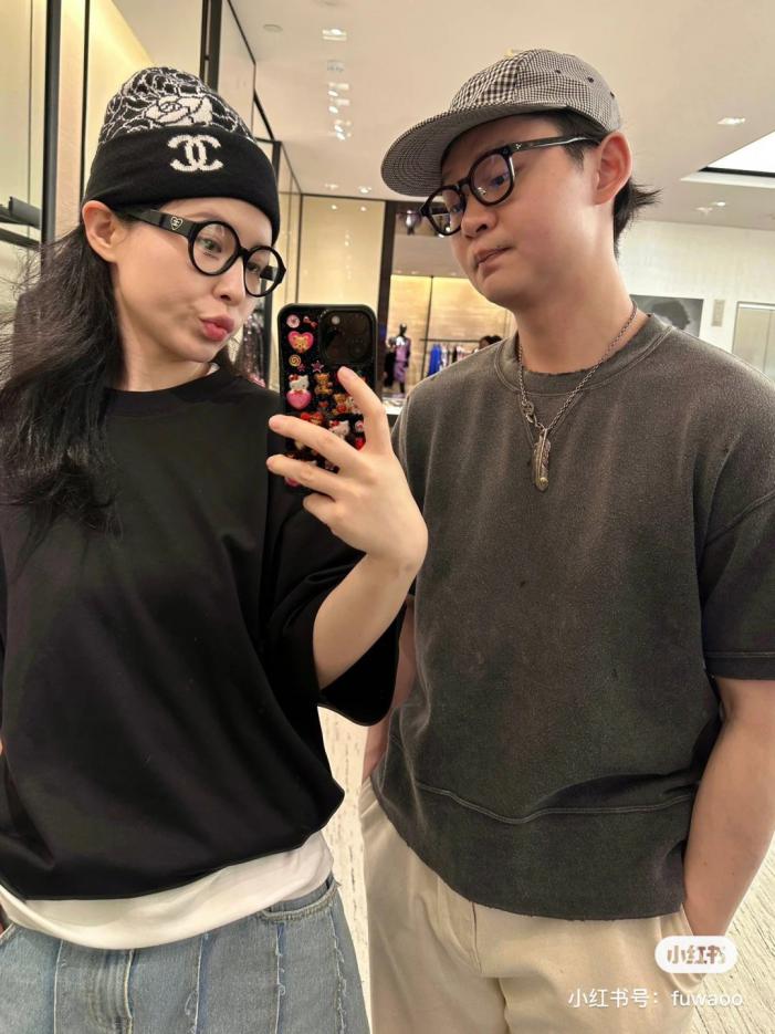 designer,replica,clothing,fake,1:1,lv,luxury,high quality CHANEL knitted beanie (WIG42) designer,replica,clothing,fake,1:1,lv,luxury,high quality CHANEL knitted beanie (WIG42)