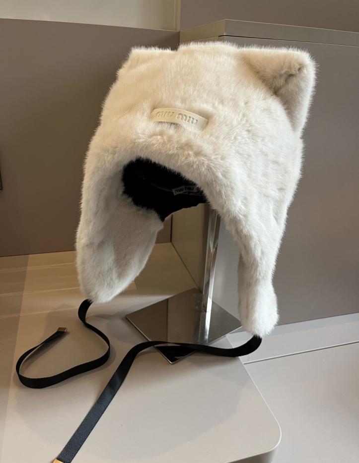 designer,replica,clothing,fake,1:1,lv,luxury,high quality MIUMIU New Cat Ear Earmuffs Hat Mink Fur Fabric (JCLER) designer,replica,clothing,fake,1:1,lv,luxury,high quality MIUMIU New Cat Ear Earmuffs Hat Mink Fur Fabric (JCLER)