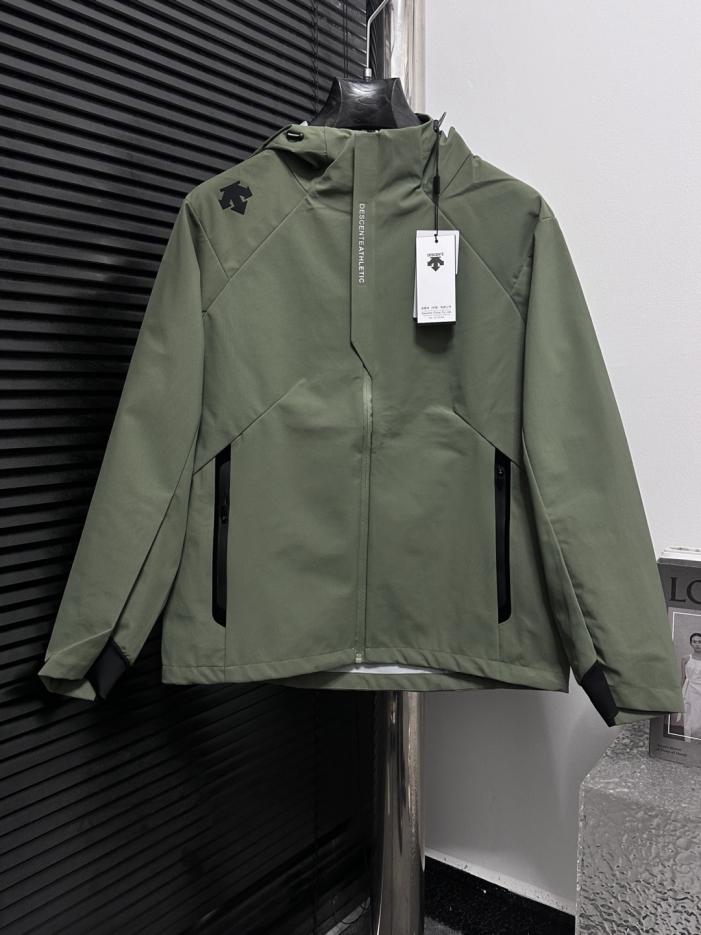 designer,replica,clothing,fake,1:1,lv,luxury,high quality Top Edition Descente’s latest autumn and winter soft shell windproof and rainproof hooded jacket (ZOQ19) designer,replica,clothing,fake,1:1,lv,luxury,high quality Top Edition Descente’s latest autumn and winter soft shell windproof and rainproof hooded jacket (ZOQ19)