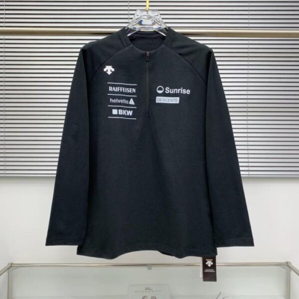 designer,replica,clothing,fake,1:1,lv,luxury,high quality Descente’s new 3D silicone embossed logo, half-zip stand-up collar, unisex, casual sports long-sleeved T-shirt (U7M7K)