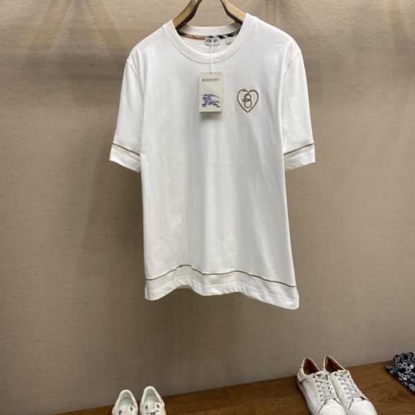 designer,replica,clothing,fake,1:1,lv,luxury,high quality Burberry 25ss new heart knot T-shirt unisex (8RBFT)