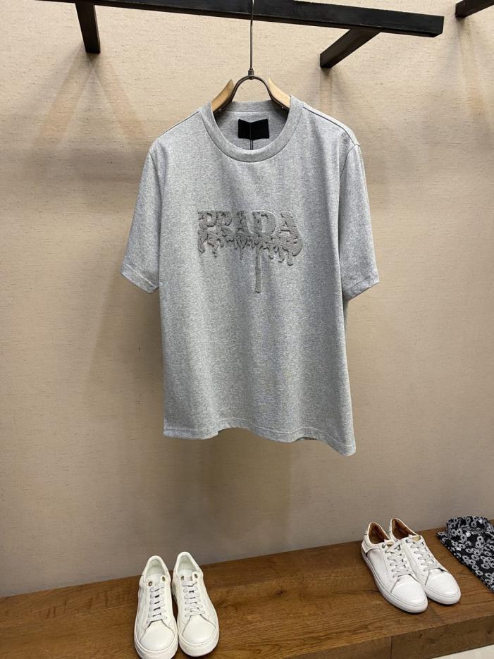 designer,replica,clothing,fake,1:1,lv,luxury,high quality Prada 3D Embossed Embroidered Cotton Short Sleeve T-Shirt (ICWO5) designer,replica,clothing,fake,1:1,lv,luxury,high quality Prada 3D Embossed Embroidered Cotton Short Sleeve T-Shirt (ICWO5)