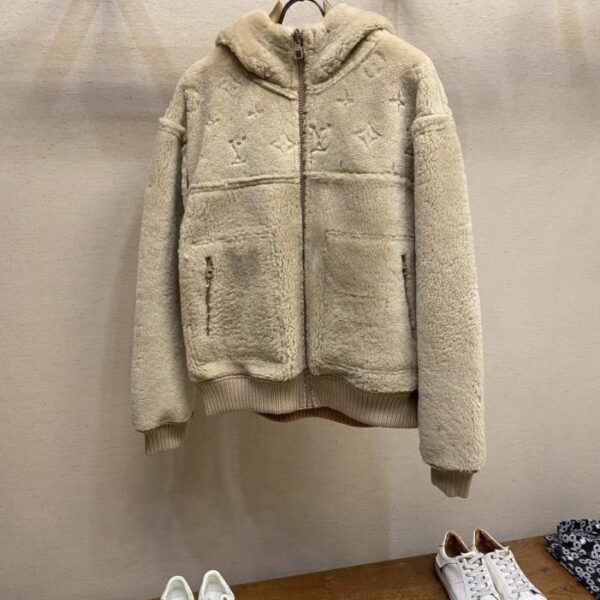 designer,replica,clothing,fake,1:1,lv,luxury,high quality LV autumn and winter new leather sweater (6FW2F)