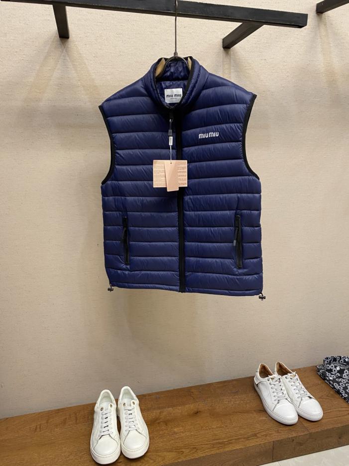 designer,replica,clothing,fake,1:1,lv,luxury,high quality Miu Miu embroidered down vest (8V6EI) designer,replica,clothing,fake,1:1,lv,luxury,high quality Miu Miu embroidered down vest (8V6EI)