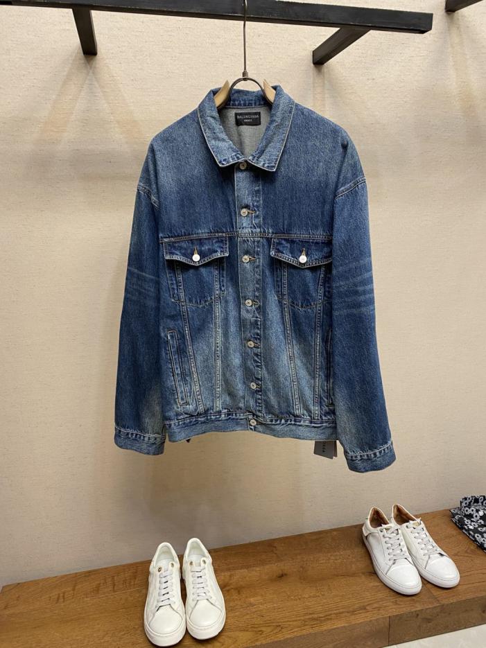 designer,replica,clothing,fake,1:1,lv,luxury,high quality Balenciag Glitter Silver Tape Print Denim Jacket (Y11I7) designer,replica,clothing,fake,1:1,lv,luxury,high quality Balenciag Glitter Silver Tape Print Denim Jacket (Y11I7)