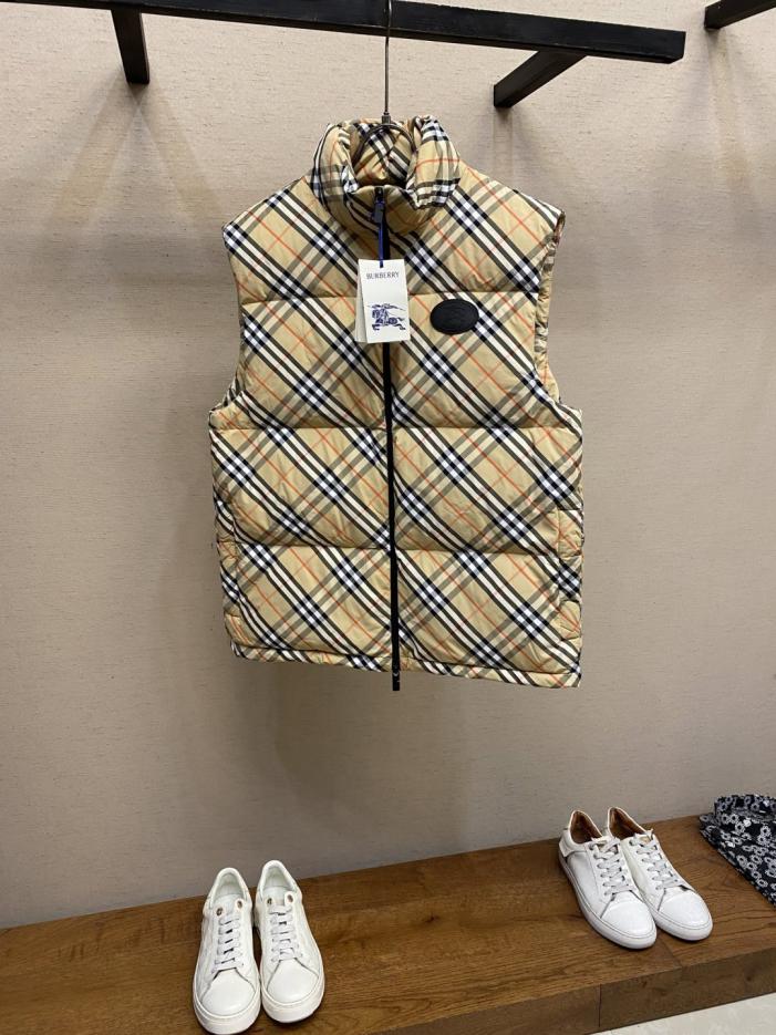 designer,replica,clothing,fake,1:1,lv,luxury,high quality Burberry Twill Plaid Badge Down Vest (JYAQ3) designer,replica,clothing,fake,1:1,lv,luxury,high quality Burberry Twill Plaid Badge Down Vest (JYAQ3)
