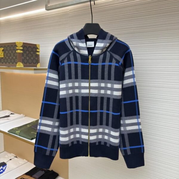 designer,replica,clothing,fake,1:1,lv,luxury,high quality BURBERRY Warhorse Reversible Cashmere Plaid Hooded Jacket [Women’s] (3WVFD)