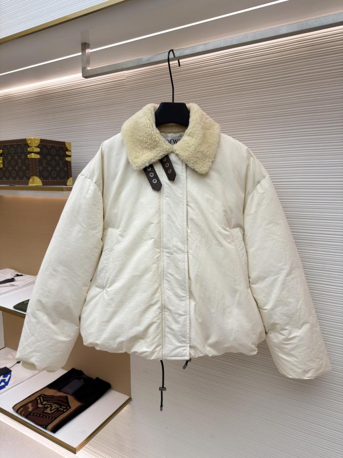 designer,replica,clothing,fake,1:1,lv,luxury,high quality LOEWE lamb collar stitching link decoration down jacket (ZYNGP) designer,replica,clothing,fake,1:1,lv,luxury,high quality LOEWE lamb collar stitching link decoration down jacket (ZYNGP)