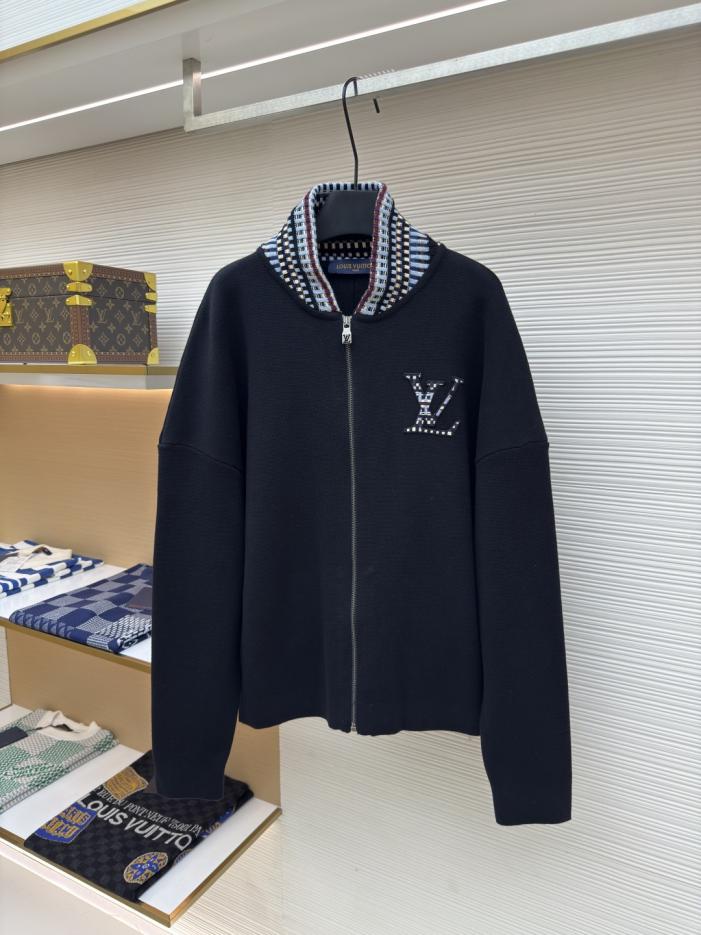 designer,replica,clothing,fake,1:1,lv,luxury,high quality LOUIS VUITTON LOGO embroidered knitted flight jacket (1JA7Y) designer,replica,clothing,fake,1:1,lv,luxury,high quality LOUIS VUITTON LOGO embroidered knitted flight jacket (1JA7Y)