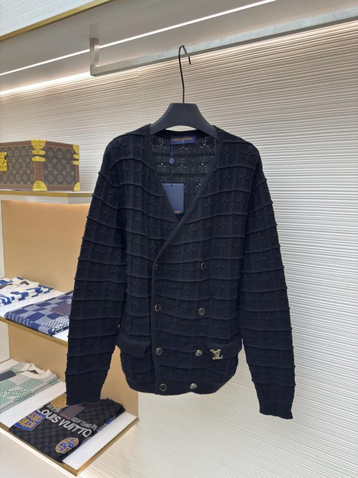 designer,replica,clothing,fake,1:1,lv,luxury,high quality LOUIS VUITTON Cable-knit double-breasted cardigan (XZ3O8) designer,replica,clothing,fake,1:1,lv,luxury,high quality LOUIS VUITTON Cable-knit double-breasted cardigan (XZ3O8)