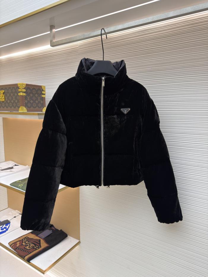 designer,replica,clothing,fake,1:1,lv,luxury,high quality Prada velvet stand collar short coat (WUKLE) designer,replica,clothing,fake,1:1,lv,luxury,high quality Prada velvet stand collar short coat (WUKLE)