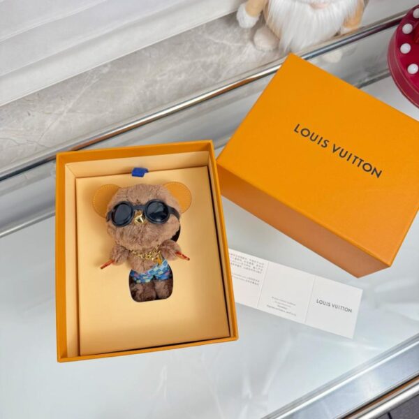 designer,replica,clothing,fake,1:1,lv,luxury,high quality Complete set of genuine packaging LV Louis Bear plush pendant bag accessories keychain bag charm (8FUUP)