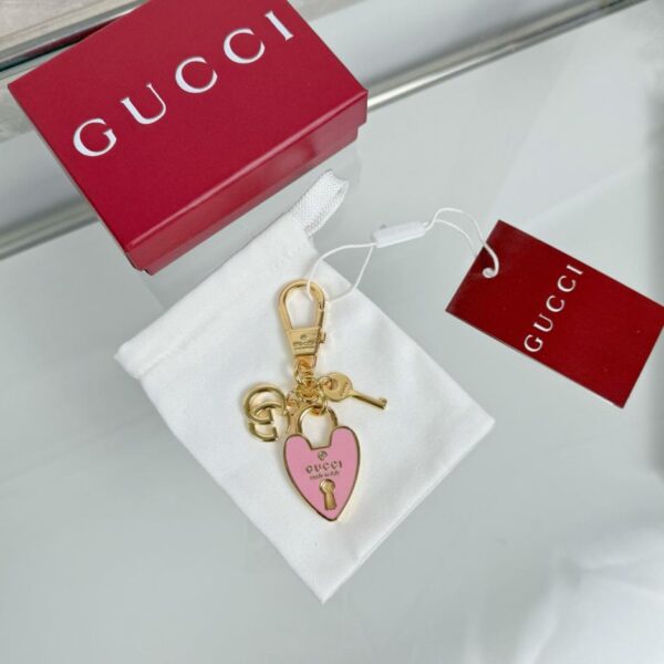 designer,replica,clothing,fake,1:1,lv,luxury,high quality New Gucci Heart Lock Keychain Bag Charm Car Keychain Pendant (N0QQ2)