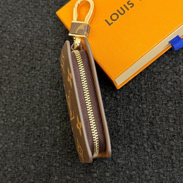 designer,replica,clothing,fake,1:1,lv,luxury,high quality Key Case Louis Vuitton Car Key Case Keychain Pendant (J8AI8)