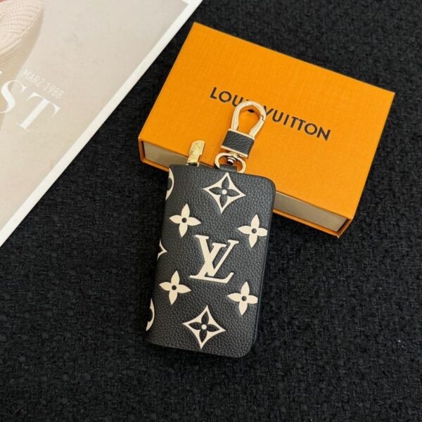 designer,replica,clothing,fake,1:1,lv,luxury,high quality New LV Car Keychain Key Case 8 Colors (YFGPK)