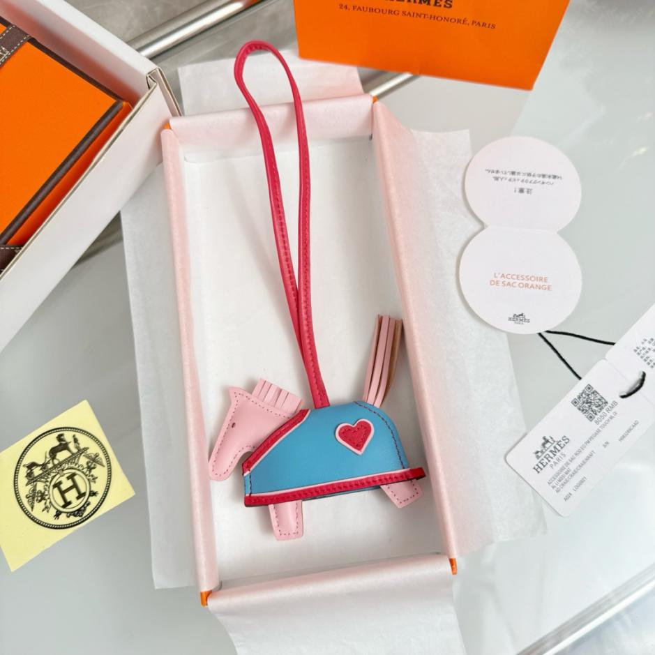 designer,replica,clothing,fake,1:1,lv,luxury,high quality HERMES Rodeo Robeo Coeur Pony Bag Charm Keychain Hand-stitched (3YMOX) designer,replica,clothing,fake,1:1,lv,luxury,high quality HERMES Rodeo Robeo Coeur Pony Bag Charm Keychain Hand-stitched (3YMOX)