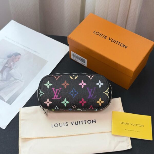 designer,replica,clothing,fake,1:1,lv,luxury,high quality New Gl1332 Large Glasses Case LOUIS VUITTON LV xTM Sunglasses Case Sunglasses Case (73RST)