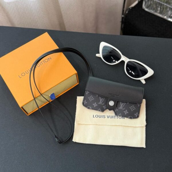 designer,replica,clothing,fake,1:1,lv,luxury,high quality New arrival 4-color LOUIS VUITTON new glasses bag (K96M5)