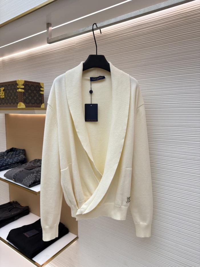 designer,replica,clothing,fake,1:1,lv,luxury,high quality LOUIS VUITTON letter logo V-neck shawl long cardigan (U0SR6) designer,replica,clothing,fake,1:1,lv,luxury,high quality LOUIS VUITTON letter logo V-neck shawl long cardigan (U0SR6)
