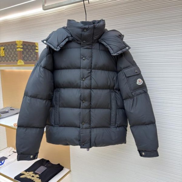 designer,replica,clothing,fake,1:1,lv,luxury,high quality Moncler Matte MaYa Down Jacket (EA5QV)