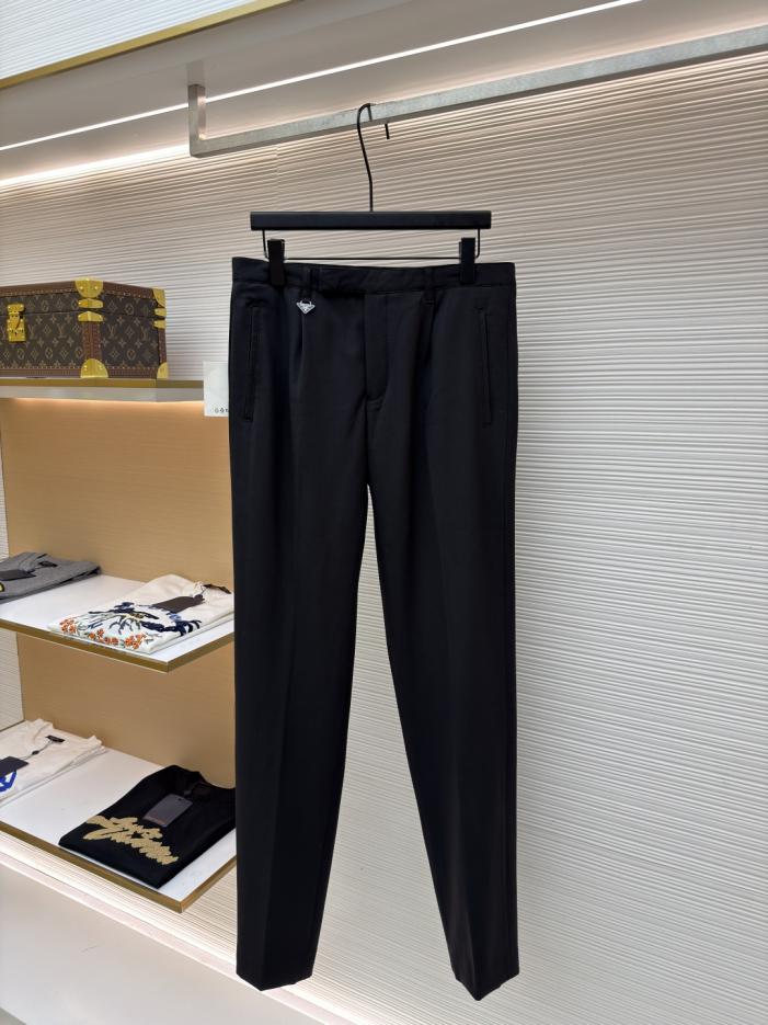 designer,replica,clothing,fake,1:1,lv,luxury,high quality Prada triangle logo casual trousers (YLHWS) designer,replica,clothing,fake,1:1,lv,luxury,high quality Prada triangle logo casual trousers (YLHWS)