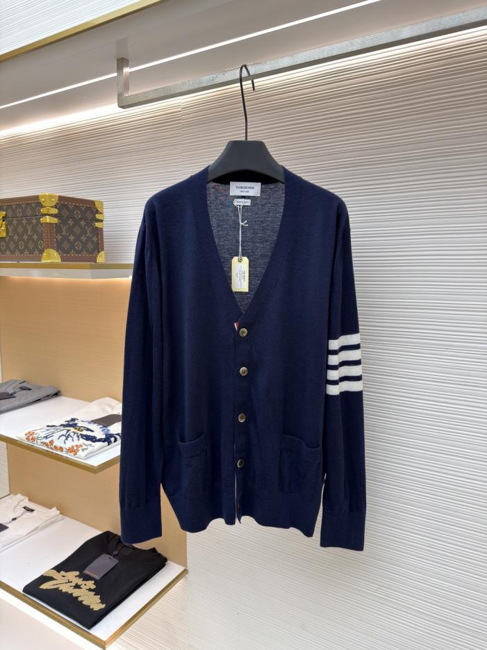 designer,replica,clothing,fake,1:1,lv,luxury,high quality THOM BROWNE fine wool cardigan (CK6AH) designer,replica,clothing,fake,1:1,lv,luxury,high quality THOM BROWNE fine wool cardigan (CK6AH)
