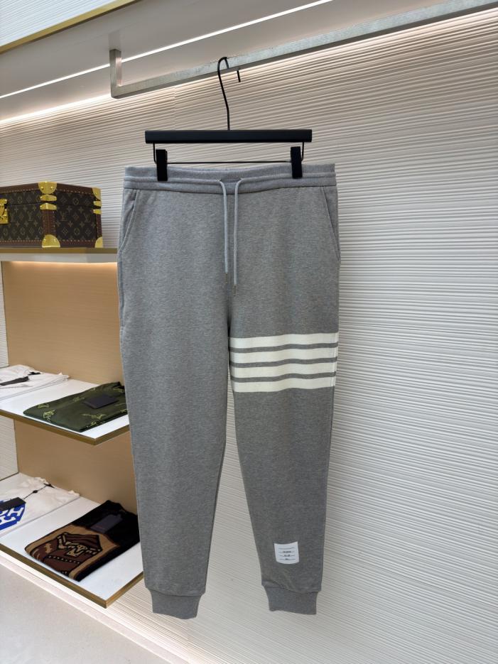 designer,replica,clothing,fake,1:1,lv,luxury,high quality Thom Browne classic four-bar sweatpants (5EZSR) designer,replica,clothing,fake,1:1,lv,luxury,high quality Thom Browne classic four-bar sweatpants (5EZSR)