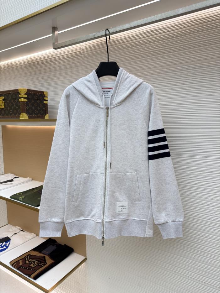 designer,replica,clothing,fake,1:1,lv,luxury,high quality Thom Browne classic four-bar zipper sweatshirt (BLJW3) designer,replica,clothing,fake,1:1,lv,luxury,high quality Thom Browne classic four-bar zipper sweatshirt (BLJW3)