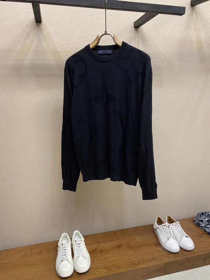 designer,replica,clothing,fake,1:1,lv,luxury,high quality LV 25FW MONOGRAM Cotton Long Sleeve Crewneck Embossed Knit Sweater Black Classic Style Large LV Logo Embossed on the Chest (2BAHE) designer,replica,clothing,fake,1:1,lv,luxury,high quality LV 25FW MONOGRAM Cotton Long Sleeve Crewneck Embossed Knit Sweater Black Classic Style Large LV Logo Embossed on the Chest (2BAHE)