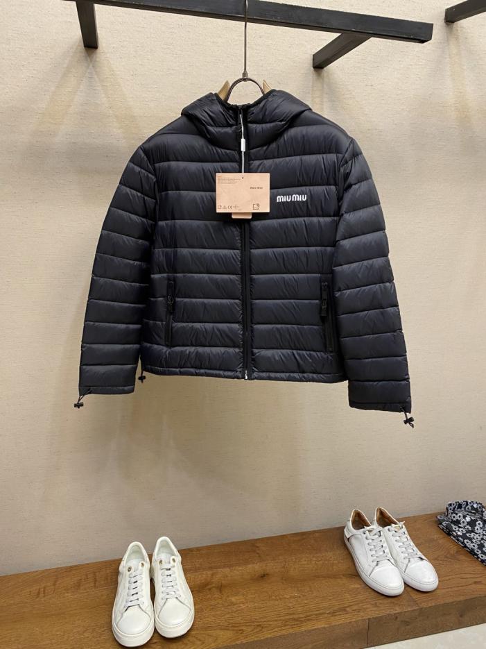 designer,replica,clothing,fake,1:1,lv,luxury,high quality Miu Miu hooded down jacket (ZE8RK) designer,replica,clothing,fake,1:1,lv,luxury,high quality Miu Miu hooded down jacket (ZE8RK)