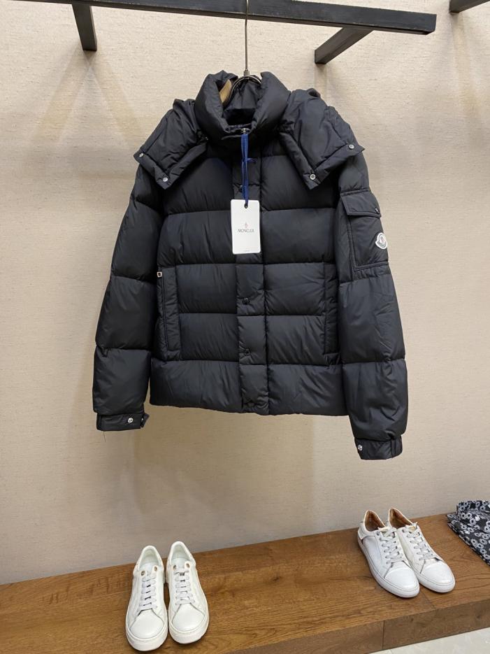 designer,replica,clothing,fake,1:1,lv,luxury,high quality Moncler Men’s Matte Maya Short Down Jacket (CQKUD) designer,replica,clothing,fake,1:1,lv,luxury,high quality Moncler Men’s Matte Maya Short Down Jacket (CQKUD)