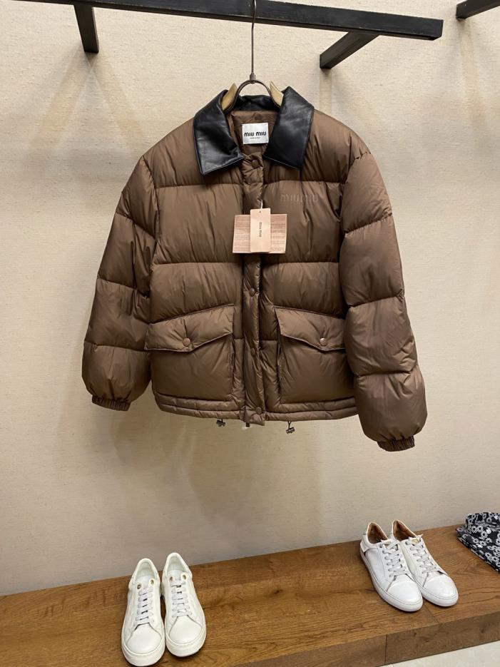 designer,replica,clothing,fake,1:1,lv,luxury,high quality Miu Miu Printed Leather Collar Down Jacket (QG8KT) designer,replica,clothing,fake,1:1,lv,luxury,high quality Miu Miu Printed Leather Collar Down Jacket (QG8KT)